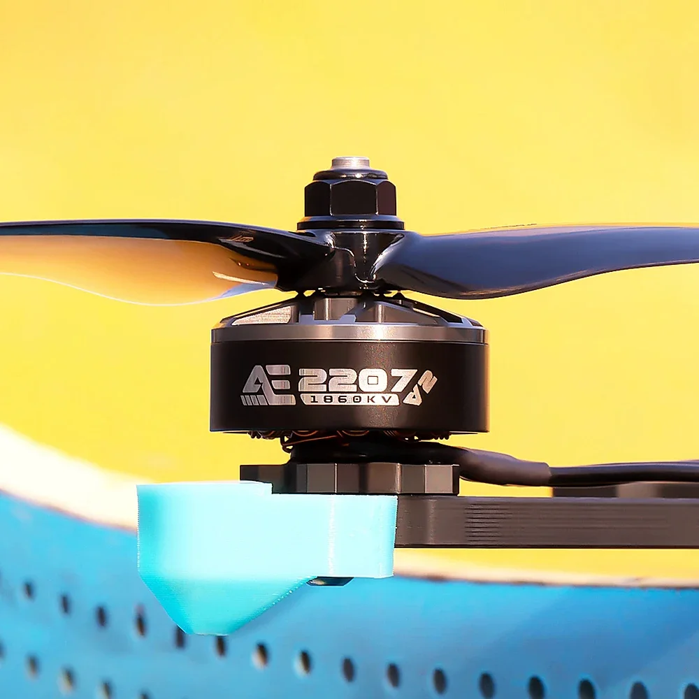4 Buah AxisFlying AE2207 V2 18 - 5 Inch Propeller ulasan dan harga